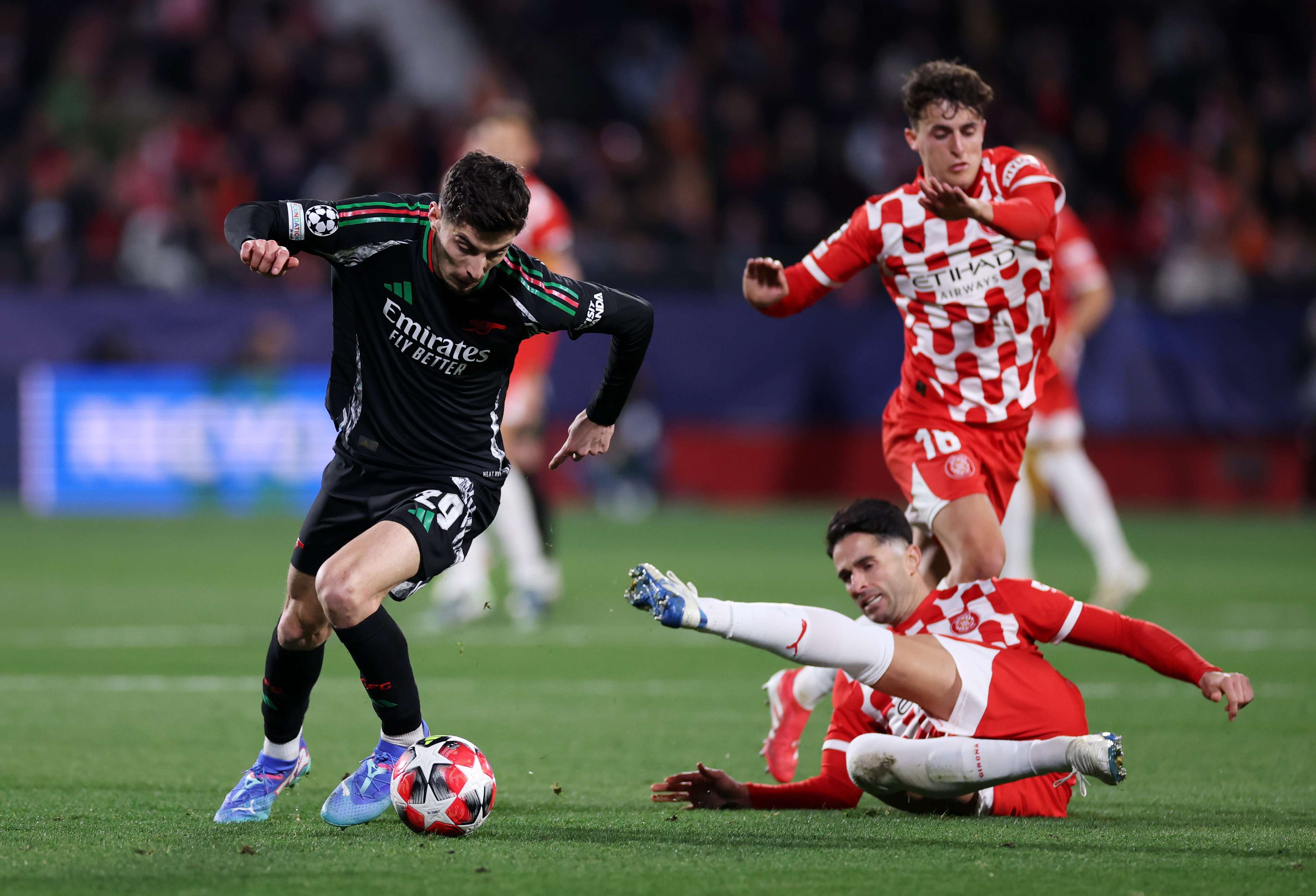 萨拉赫的出 萨拉赫的出